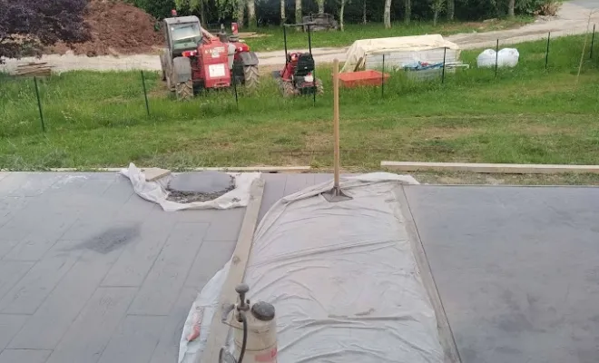 Béton matricé, proche de Vif, Sébastien Jallat Construction
